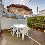 Le Des Nenuphars *
